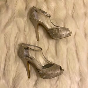 Steve Madden ✨sparkly sandals ✨size 9.5